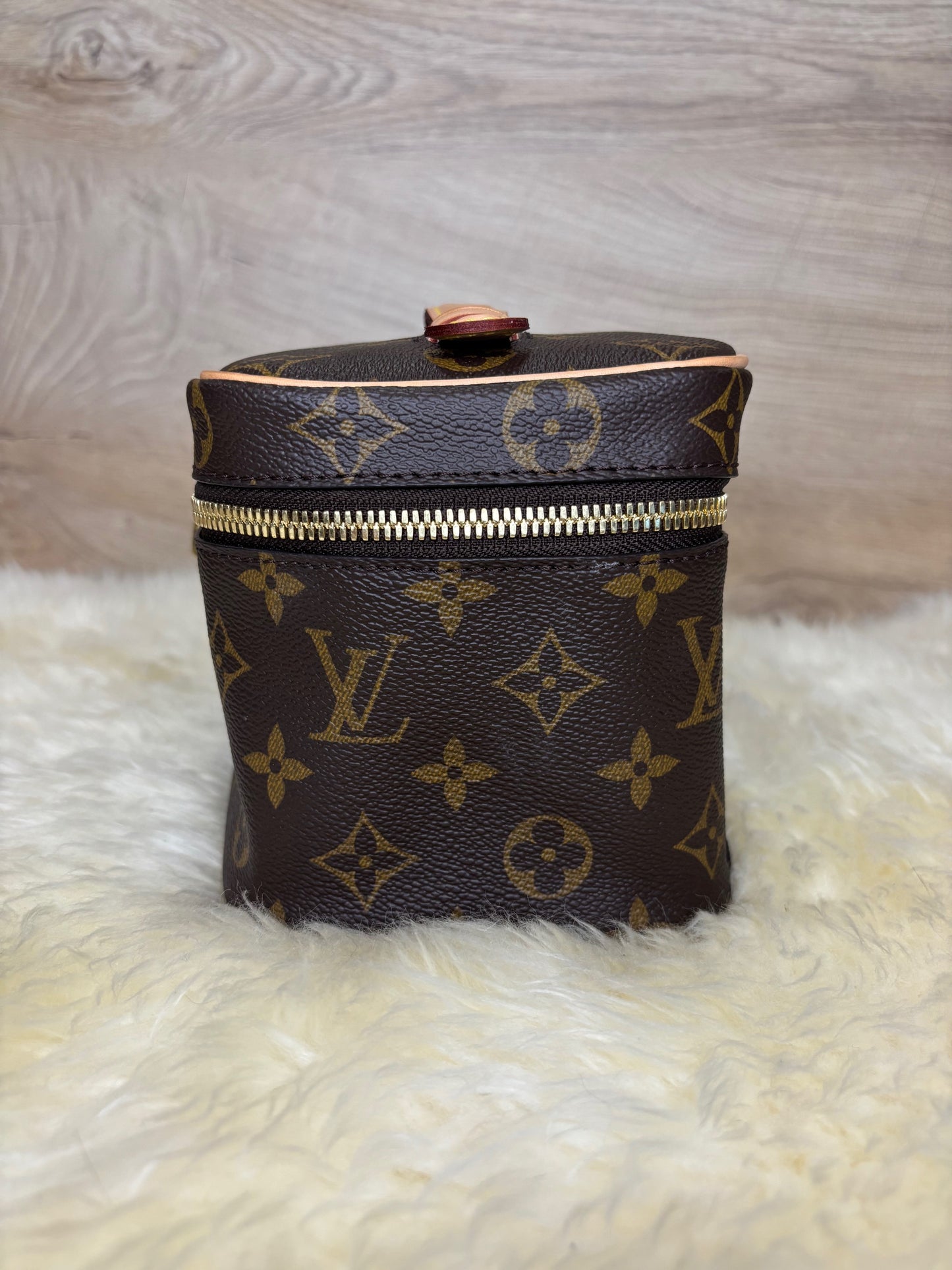 Louis Vuitton Nice Mini