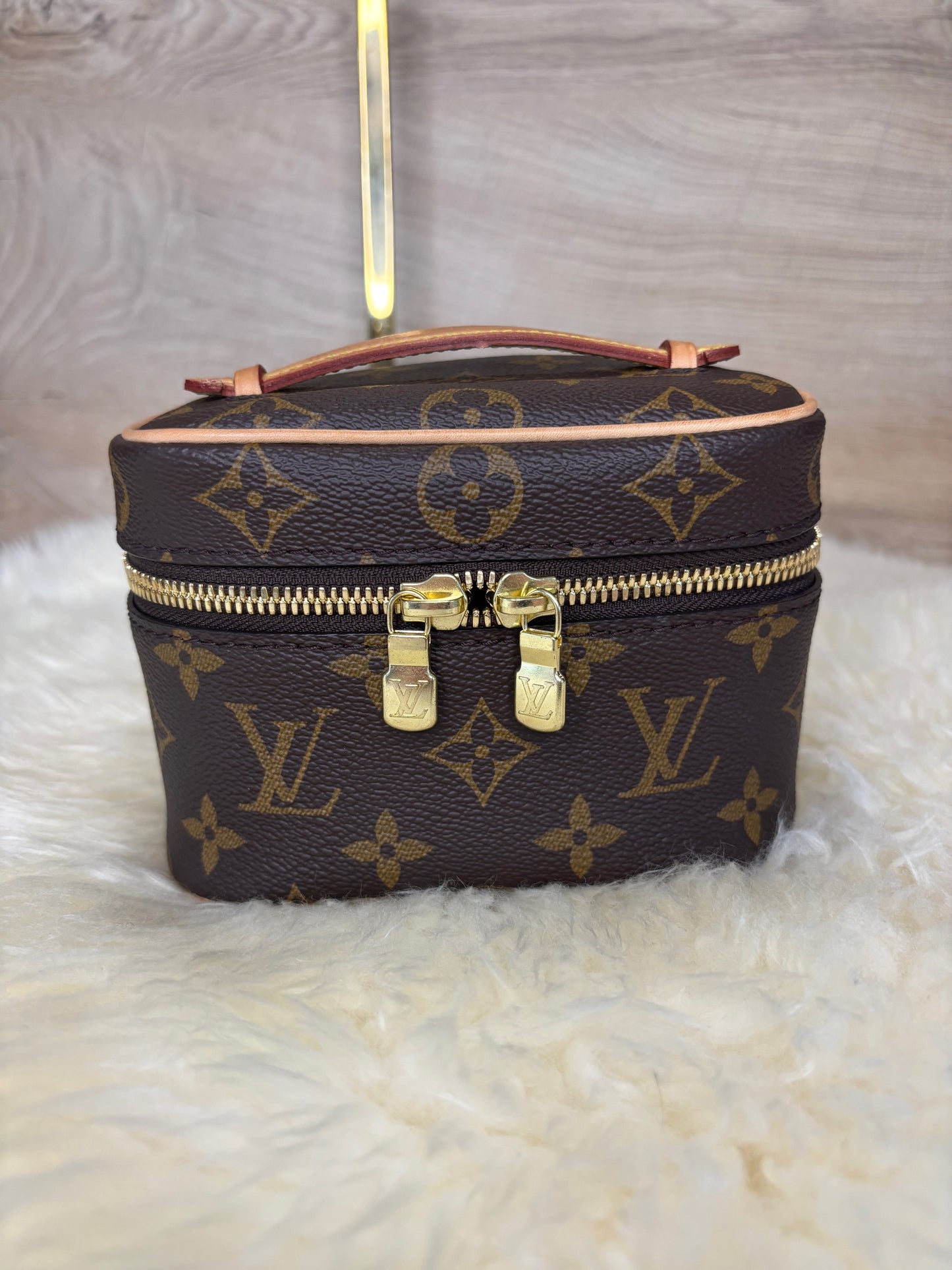 Louis Vuitton Nice Nano