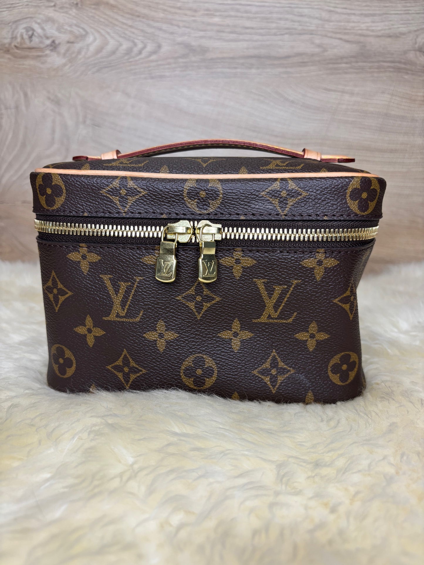 Louis Vuitton Nice Mini