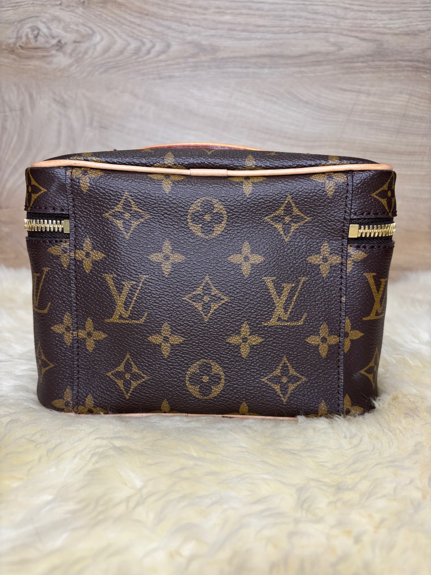 Louis Vuitton Nice Mini